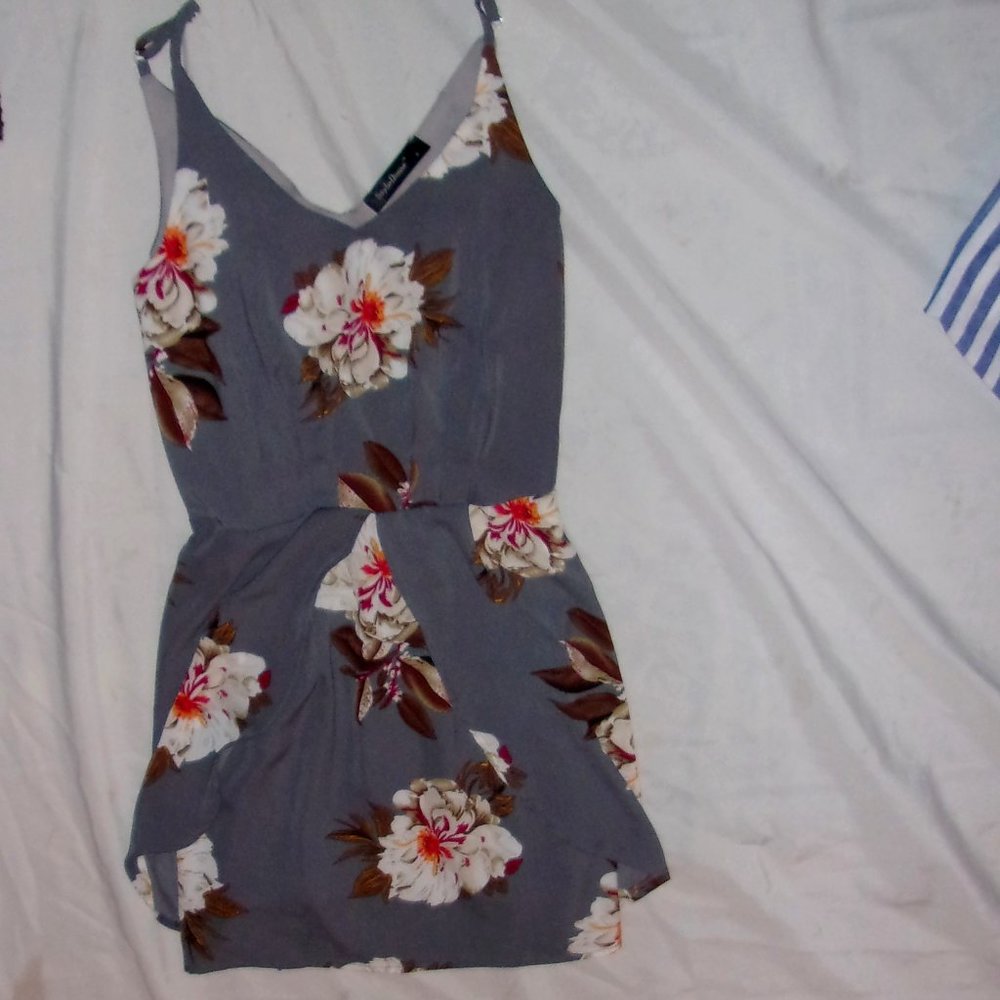 size  small womens  gray floral one piece romper sexy  shorts
